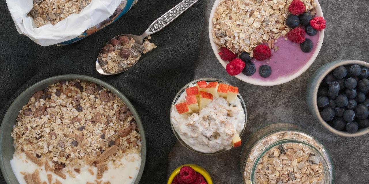 Stimmungsbild für Kategorie Müsli. Müslis auf einem Tisch